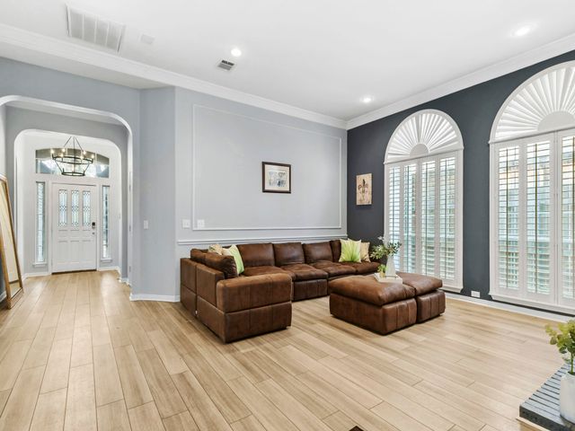 4025 Azure Lane, Addison, TX 75001