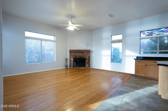 5708 W ABRAHAM Lane, Glendale, AZ 85308