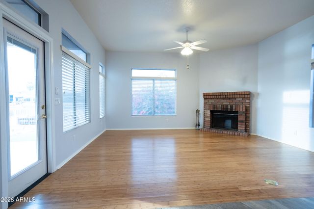 5708 W ABRAHAM Lane, Glendale, AZ 85308