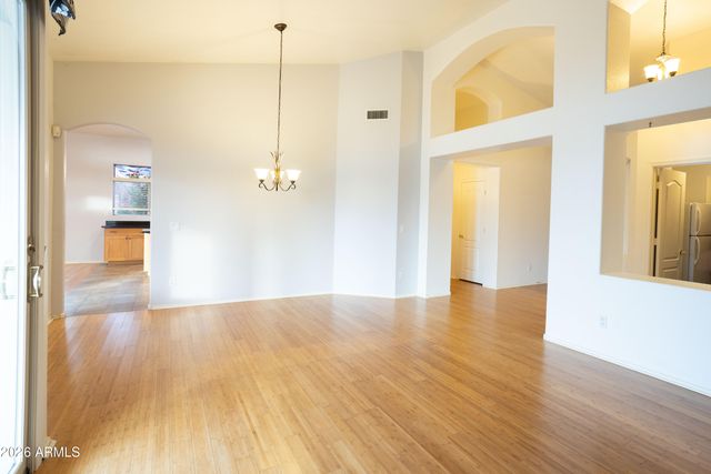 5708 W ABRAHAM Lane, Glendale, AZ 85308