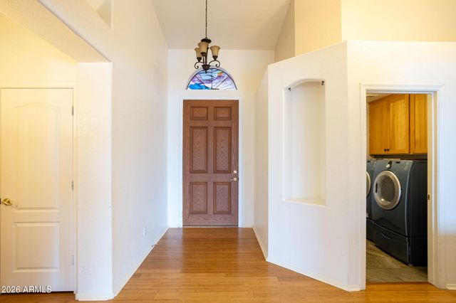 5708 W ABRAHAM Lane, Glendale, AZ 85308