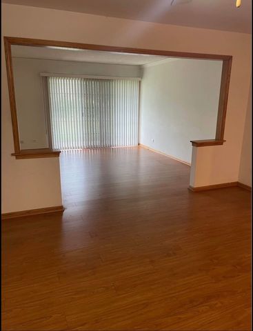 1125 Pleasant Run Drive 807, Wheeling, IL 60090