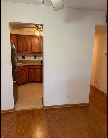 1125 Pleasant Run Drive 807, Wheeling, IL 60090