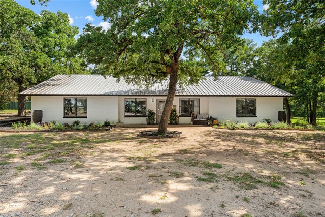 443 County Road 316, Jonesboro, TX 76538