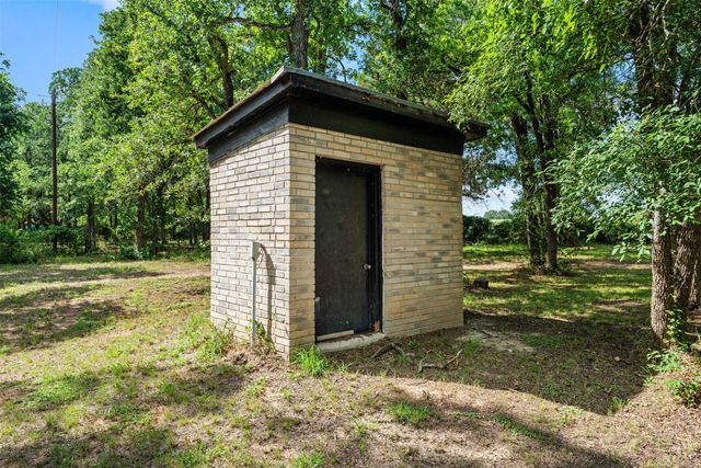 443 County Road 316, Jonesboro, TX 76538
