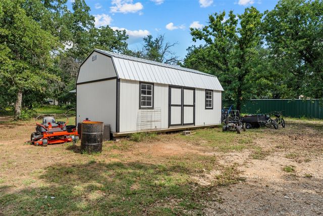443 County Road 316, Jonesboro, TX 76538