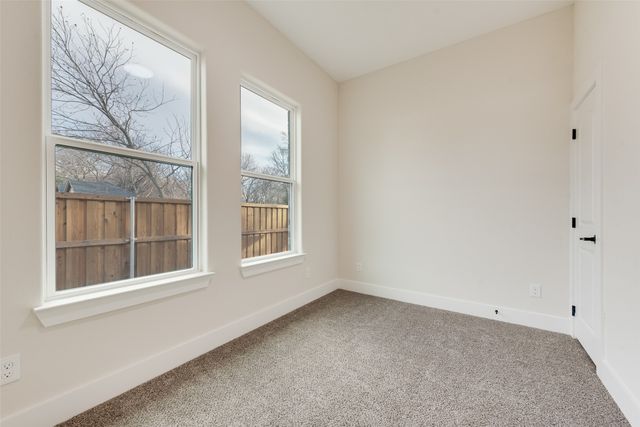 2218 Water Crest Lane, Glenn Heights, TX 75154