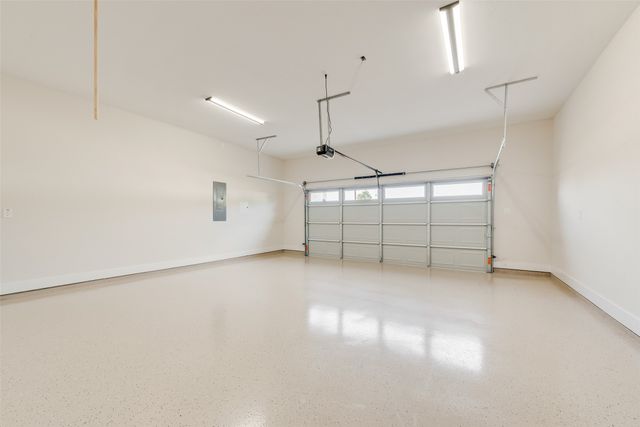 2218 Water Crest Lane, Glenn Heights, TX 75154