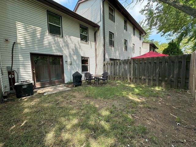 276 Sioux Drive, Bolingbrook, IL 60440