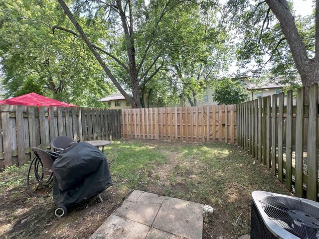 276 Sioux Drive, Bolingbrook, IL 60440