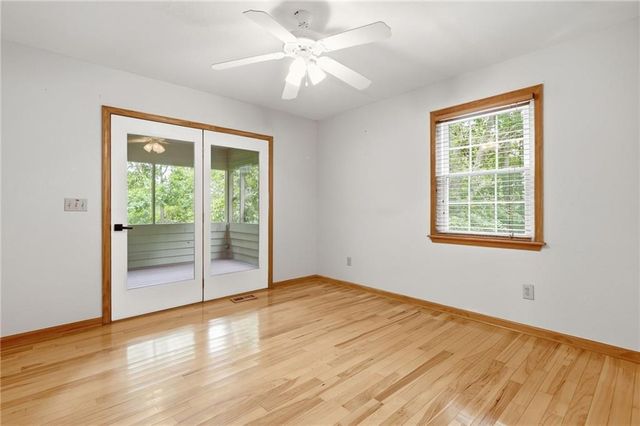 946 Laurel Circle, Blue Ridge, GA 30513
