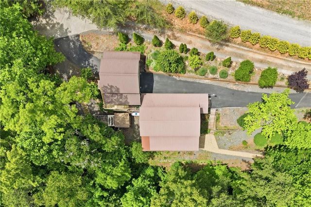 946 Laurel Circle, Blue Ridge, GA 30513
