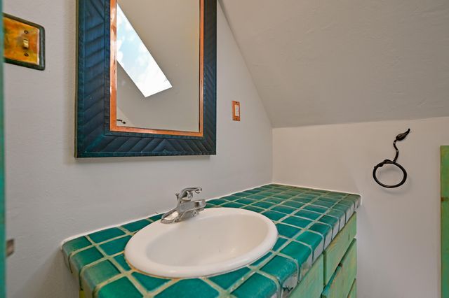 60 Desert Willow Road, Corrales, NM 87048