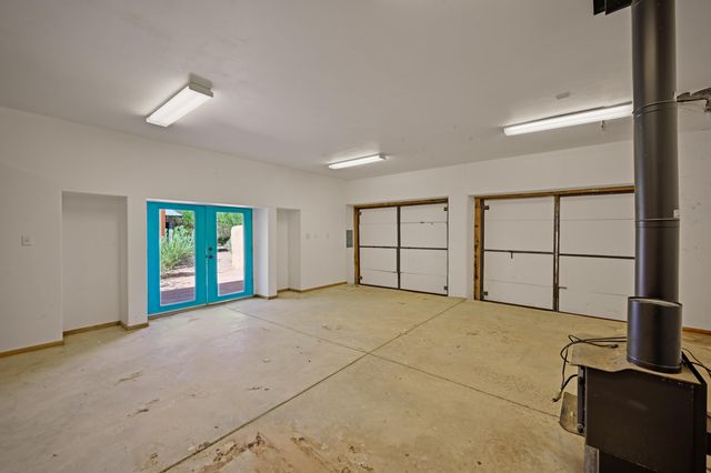 60 Desert Willow Road, Corrales, NM 87048