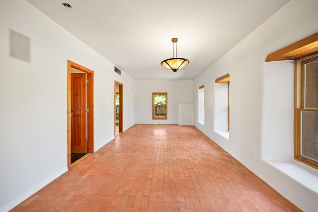 60 Desert Willow Road, Corrales, NM 87048