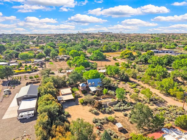 60 Desert Willow Road, Corrales, NM 87048