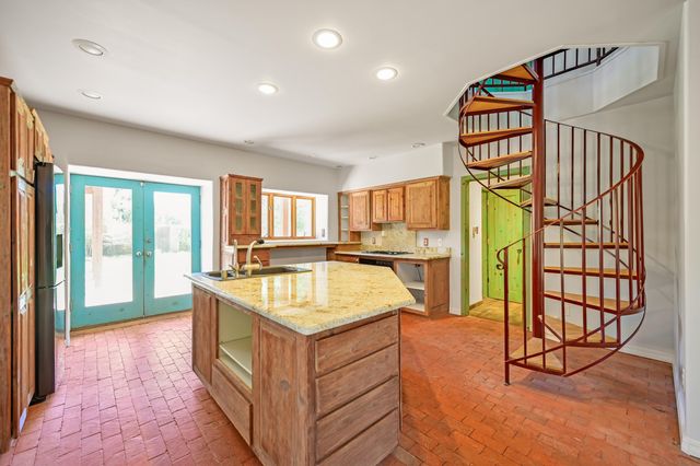 60 Desert Willow Road, Corrales, NM 87048