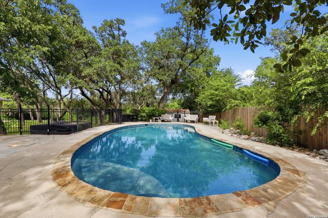 100 FLEETWOOD DR, San Antonio, TX 78232