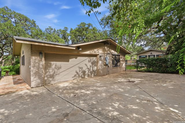 100 FLEETWOOD DR, San Antonio, TX 78232