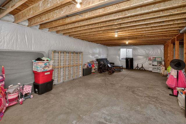 503 S Business Highway S, Pleasantville, IA 50225