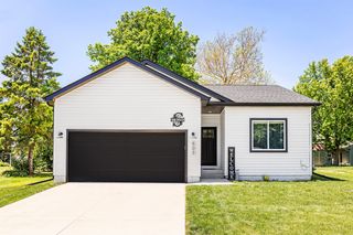 503 S Business Highway S, Pleasantville, IA 50225