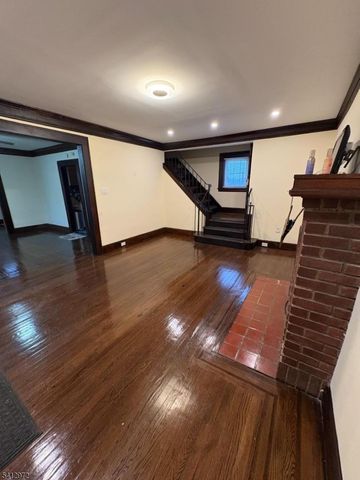 5 Hamilton Ave, Kearny Town, NJ 07032