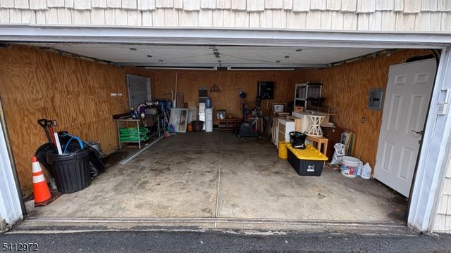 5 Hamilton Ave, Kearny Town, NJ 07032