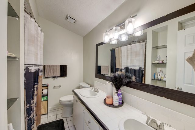 1639 Central Avenue, Summerville, SC 29483