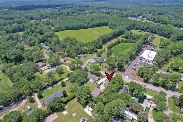 1639 Central Avenue, Summerville, SC 29483