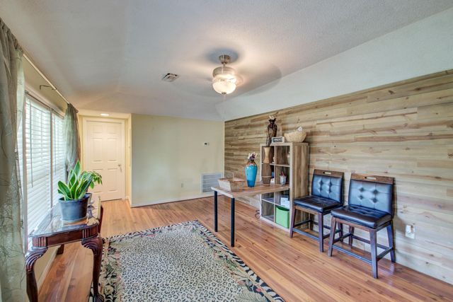 1639 Central Avenue, Summerville, SC 29483