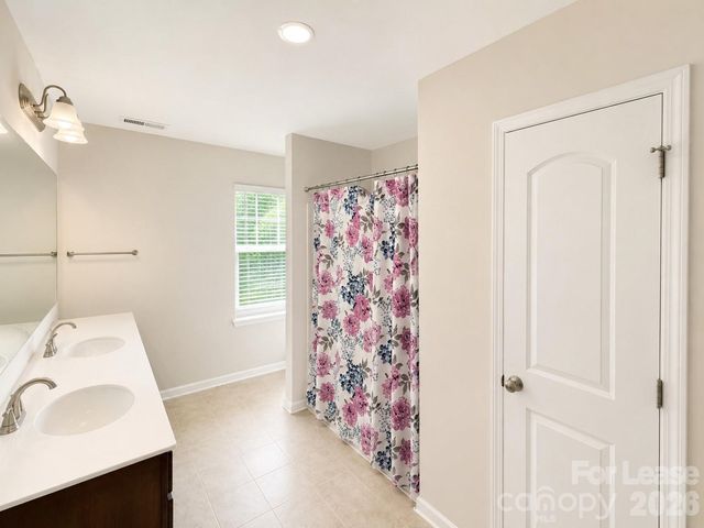 6438 Revolutionary Trail, Charlotte, NC 28217