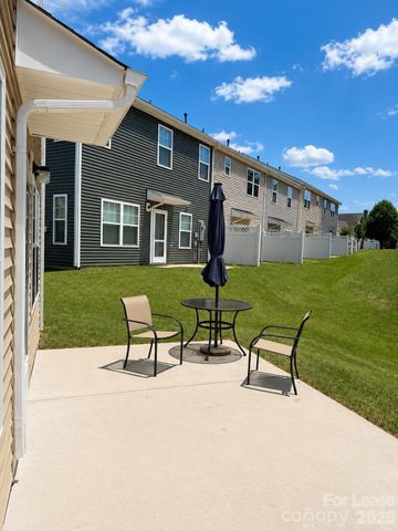 6438 Revolutionary Trail, Charlotte, NC 28217