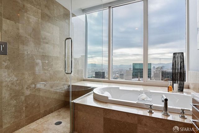 301 Mission Street 49A, San Francisco, CA 94105