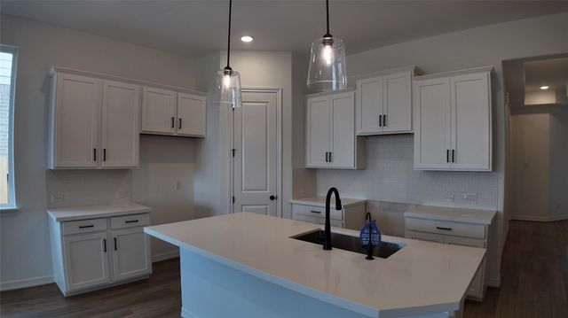 30911 Newcomb Landing Lane, Waller, TX 77484