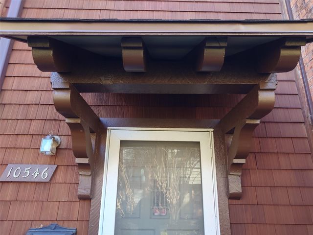 10546 Hammerly Boulevard 323, Houston, TX 77043