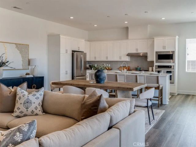 5812 Lady Bells, Santa Maria, CA 93455
