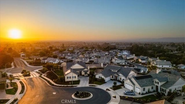 5812 Lady Bells, Santa Maria, CA 93455