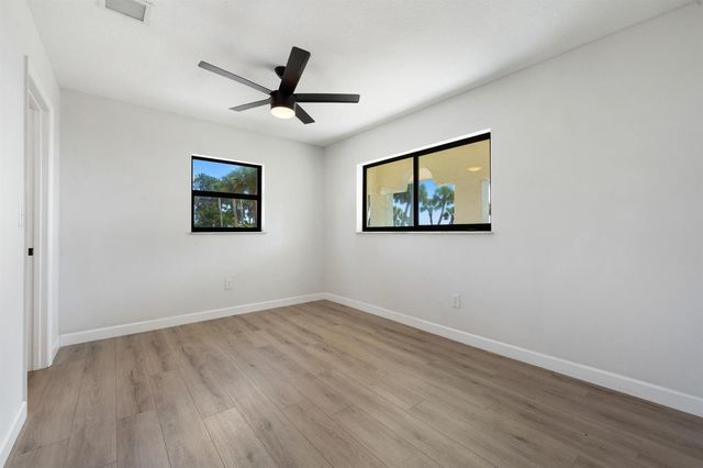4003 S Indian River Drive, Fort Pierce, FL 34982