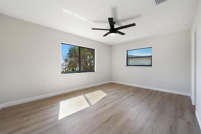 4003 S Indian River Drive, Fort Pierce, FL 34982