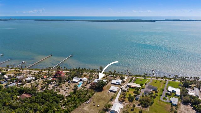 4003 S Indian River Drive, Fort Pierce, FL 34982