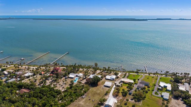 4003 S Indian River Drive, Fort Pierce, FL 34982