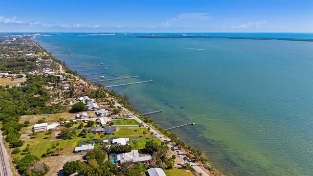 4003 S Indian River Drive, Fort Pierce, FL 34982