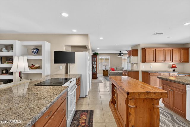 19610 N 130TH Avenue, Sun City West, AZ 85375