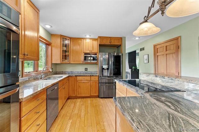 6186 Crane Road, Ypsilanti, MI 48197