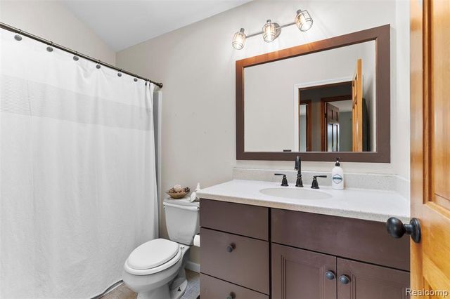 6186 Crane Road, Ypsilanti, MI 48197