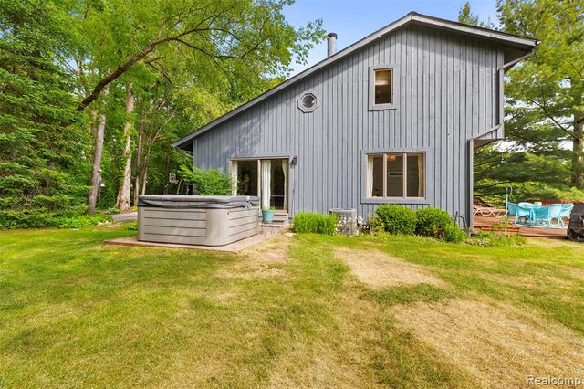 6186 Crane Road, Ypsilanti, MI 48197