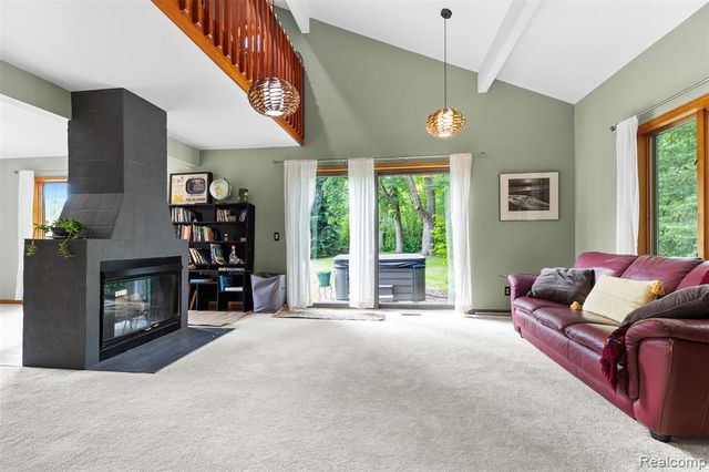 6186 Crane Road, Ypsilanti, MI 48197