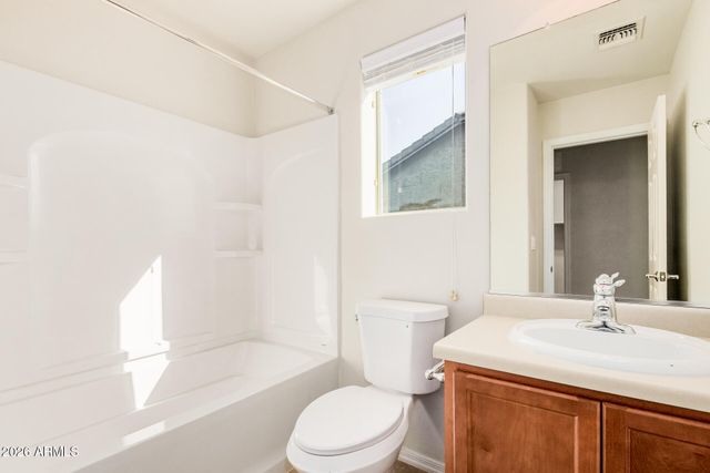 4661 W JUNIPER Avenue, Coolidge, AZ 85128