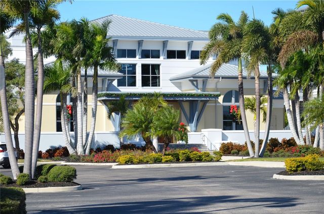 310 COMPASS POINT DRIVE 101, Bradenton, FL 34209