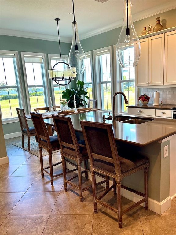 Image 14 of property listing at 310 COMPASS POINT DRIVE 101, Bradenton, FL 34209